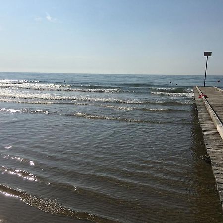 Nuovo E Centrale Appartamento 3-4 Persone Lido di Jesolo Dış mekan fotoğraf